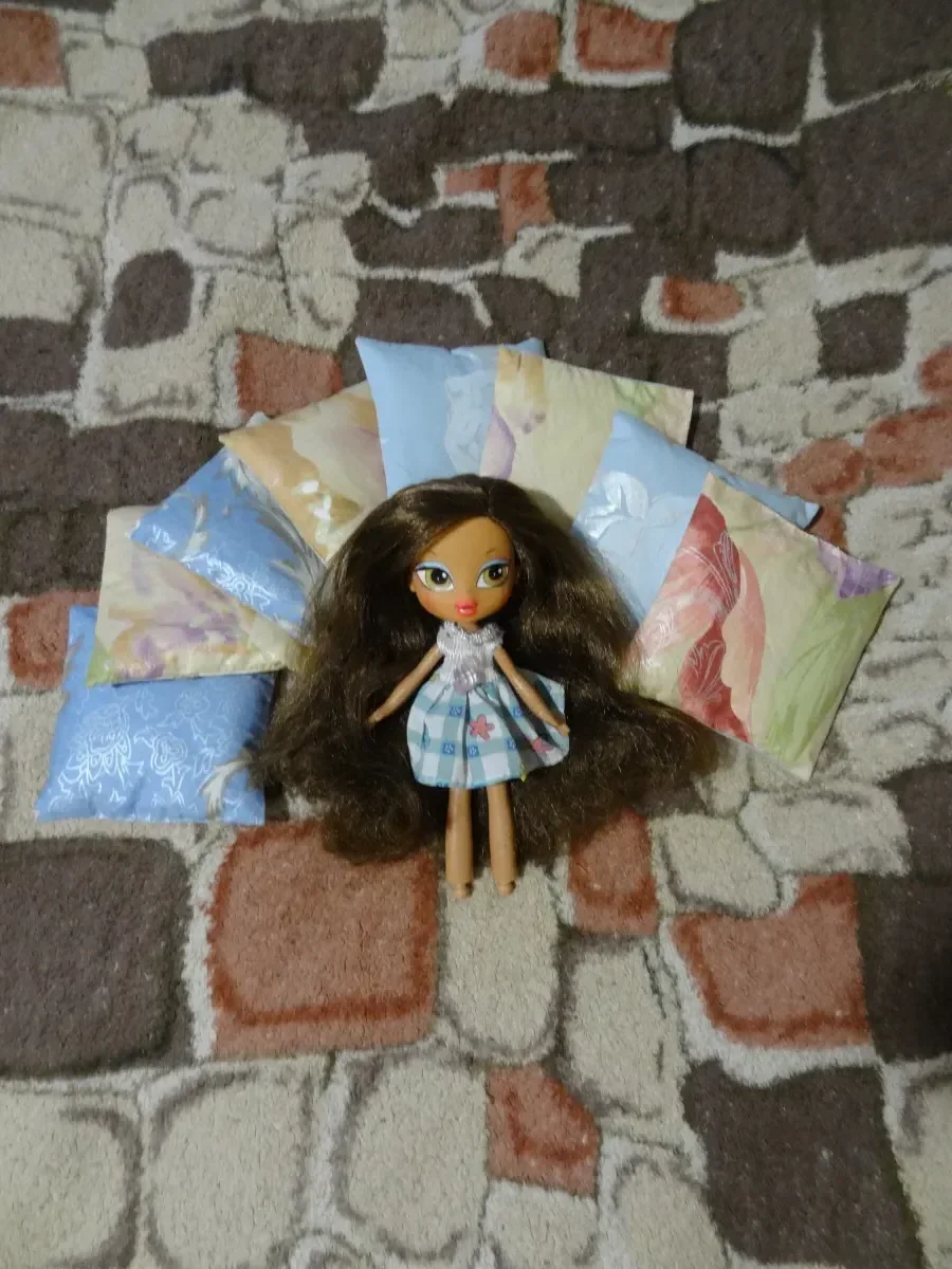 Винтажная малышка Братц Ясмин с длинными волосами / Bratz Babyz Hair F